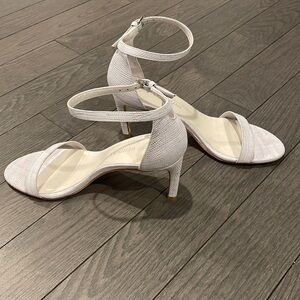 Stuart Weitzman women 👠